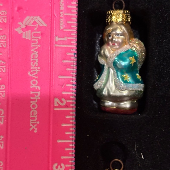 10 Unique Treasures Colorful Christmas Mini Ornament Set - Picture 8 of 8